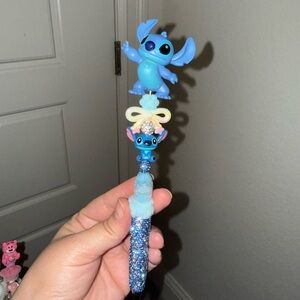 Stitch rhinestone pen 💗